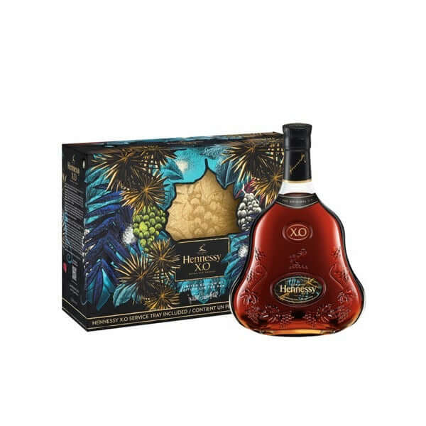Hennessy XO Holidays Giftbox by Julien Colombier | Hennessy X.O Cognac Holidays by Julien Colombier